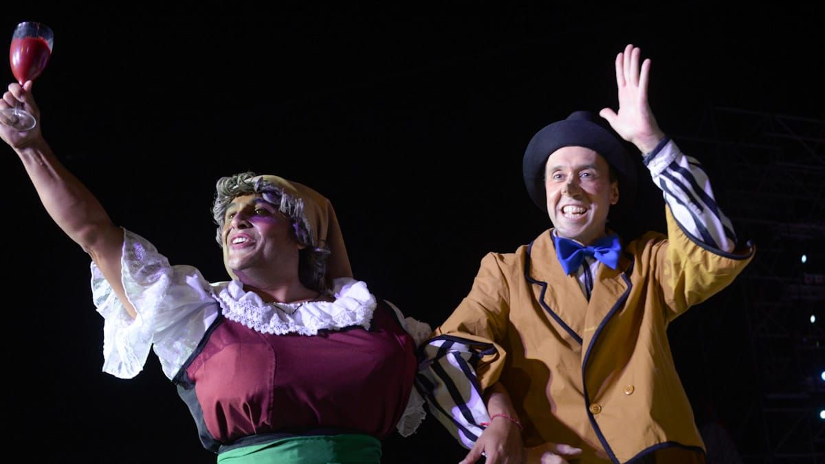 Rodrigo Galdeano en la piel de Doña Cata