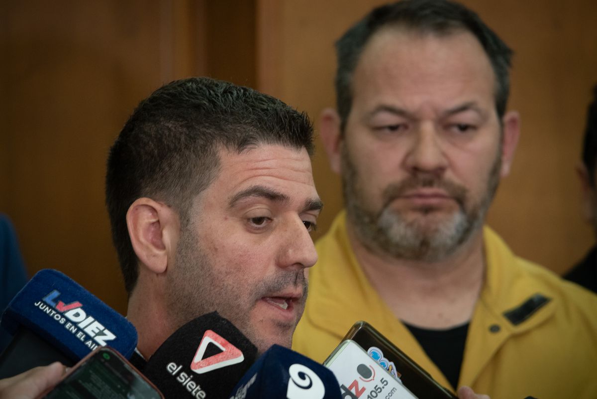 Hernán Amat es el director de Relaciones con la Comunidad del Ministerio de Seguridad y detalló el operativo por el Día de la Primavera. Hernán Amat es el director de Relaciones con la Comunidad del Ministerio de Seguridad y detalló el operativo por el Día de la Primavera.