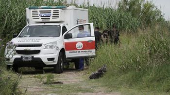 Encontraron asesinados a balazos a un hombre y una mujer en un descampado