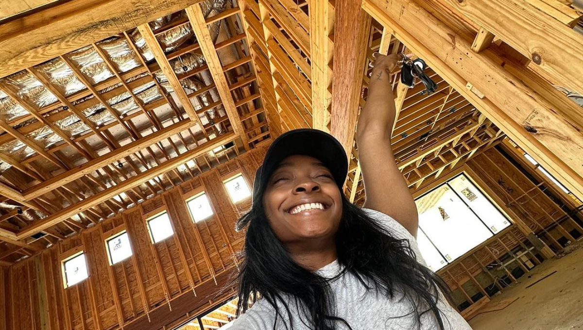 Simone Biles vivirá en una casa de ensueño en Houston: su estilo y detalles Simone Biles vivirá en una casa de ensueño en Houston: su estilo y detalles