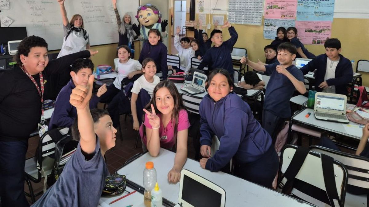 Alumnos de 136 escuelas de Mendoza participan de una competencia para aprender matemática jugando. Imagen: Prensa DGE