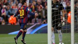 Imparable: con dos goles de Messi