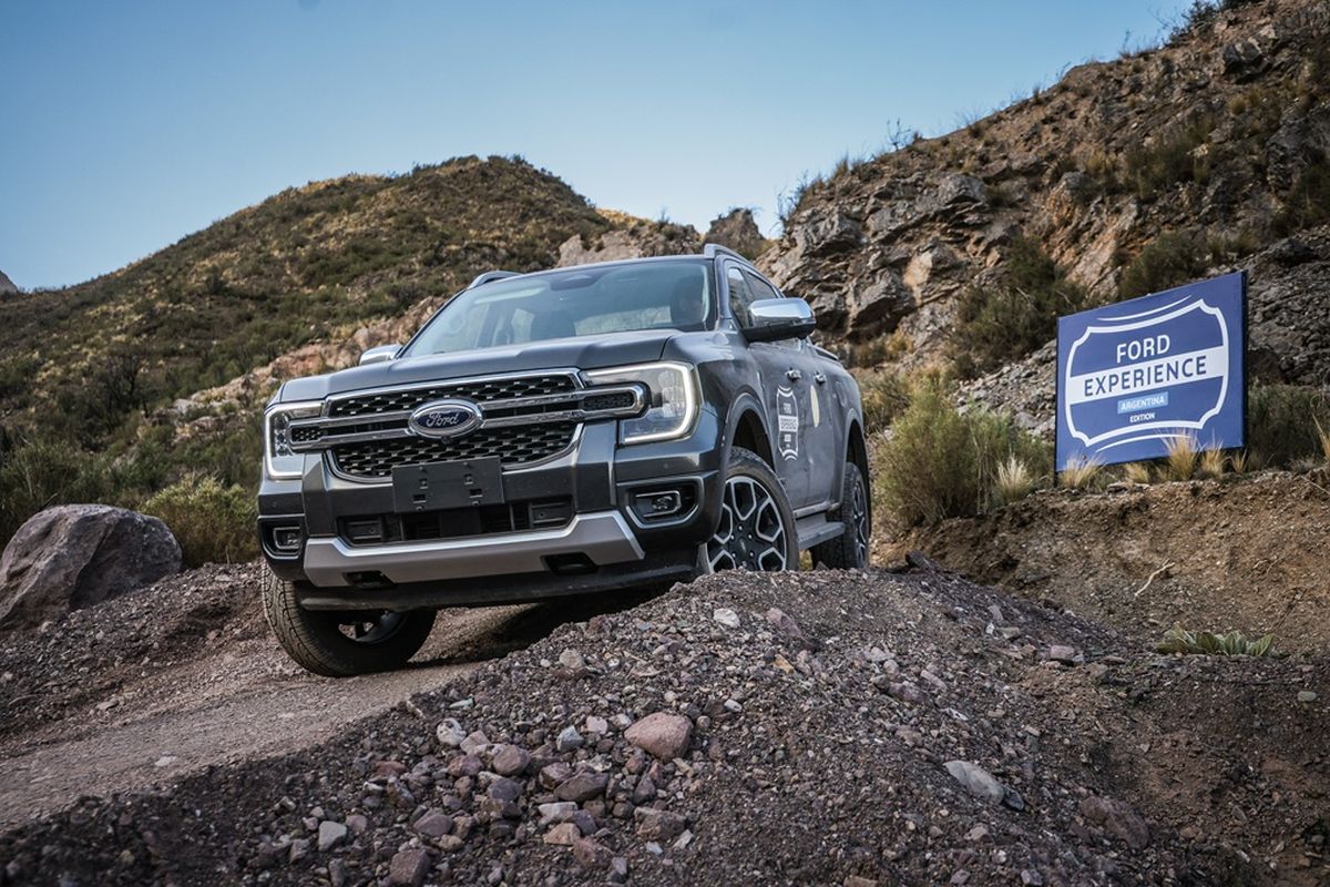 JC Lorenzo Ford trae nuevamente a la provincia la Ford Experience – Ranger & Maverick Edition. JC Lorenzo Ford trae nuevamente a la provincia la Ford Experience – Ranger & Maverick Edition.