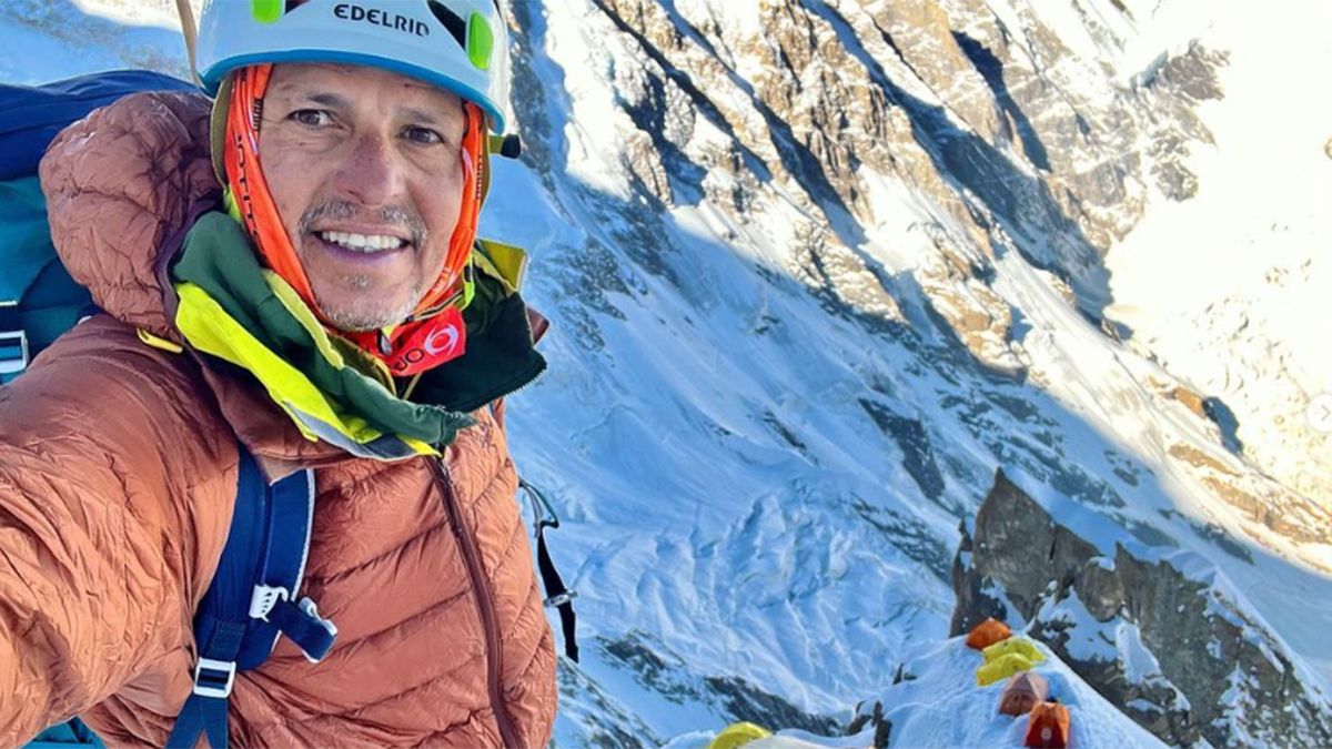 Juan Pablo Toro tiene 52 años y es padre de dos nenas y un varón.