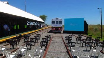 Massa y Meoni participan de la prueba de tren que une General Guido con Divisadero de Pinamar