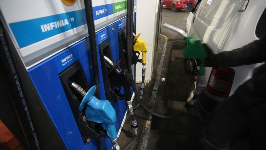 Confirmaron que no habrá aumento en los precios de los combustibles hasta abril