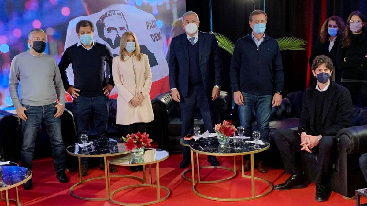 Qué les dijo Manes a Cornejo, Suarez, Sanz y al resto de la cúpula radical