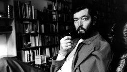 Hace 105 años nacía el genio Julio Cortázar