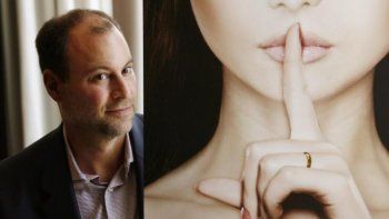 Dimitió el jefe del sitio para infieles Ashley Madison por la revelación de usuarios