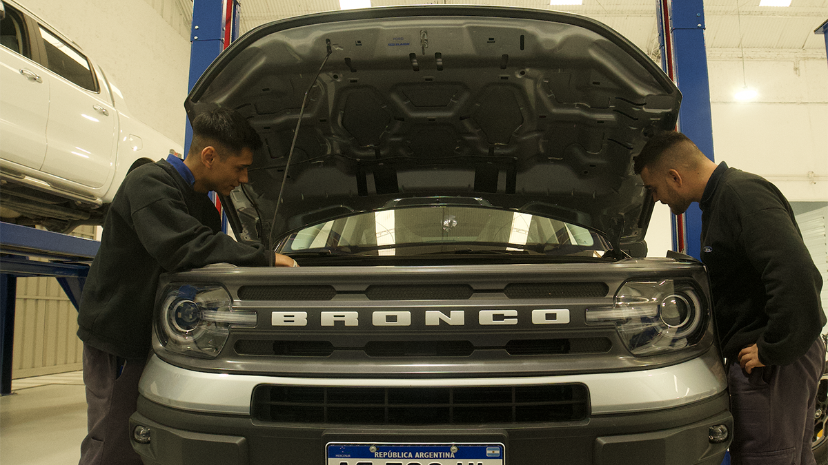 JC Lorenzo pone a disposición de sus clientes la opción de tener todos los servicios de posventa al alcance de quienes lo requieran.