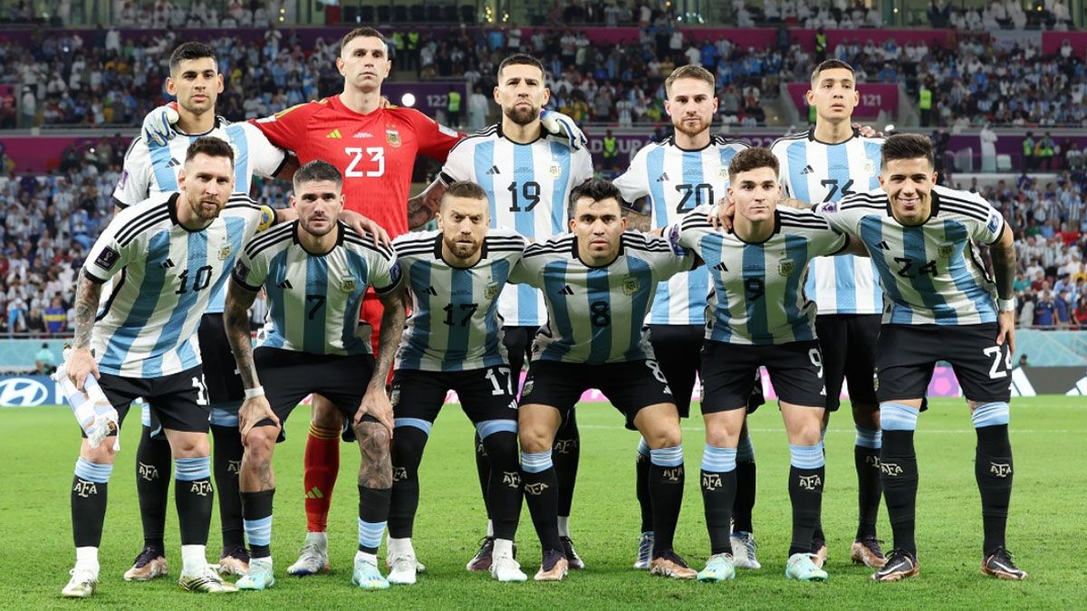 La Selección argentina vestirá de celeste y blanco ante Países Bajos