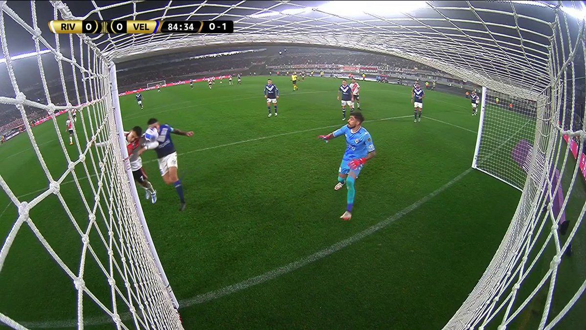 La Conmebol publicó el VAR del gol anulado a River contra Vélez: qué se dijo