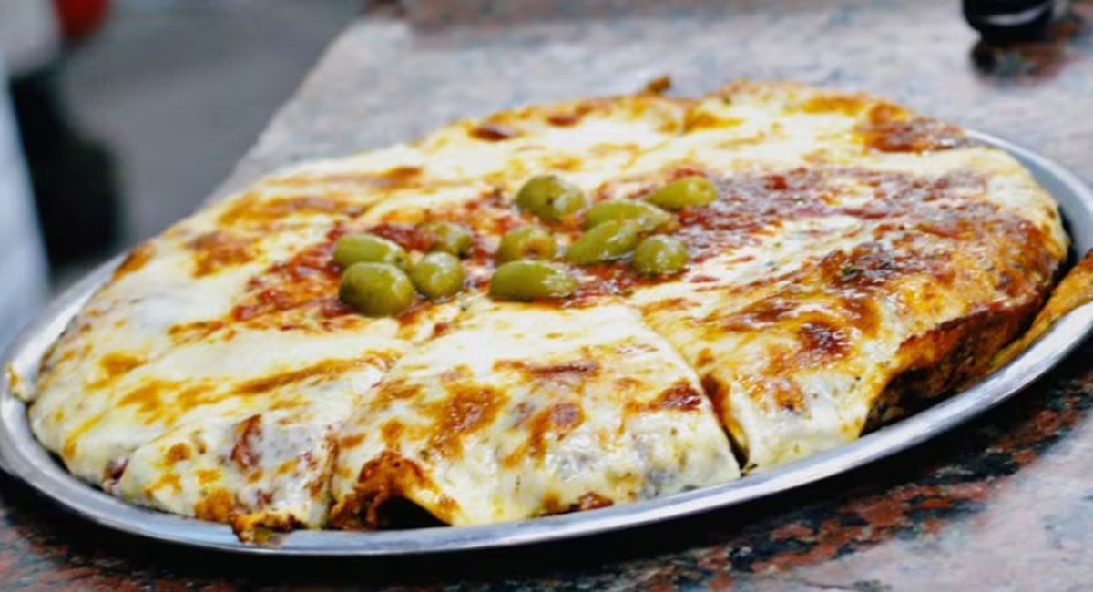 La pizza y la empanada será
