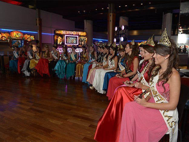 Vendimia 2014: las reinas visitaron el Casino de Mendoza