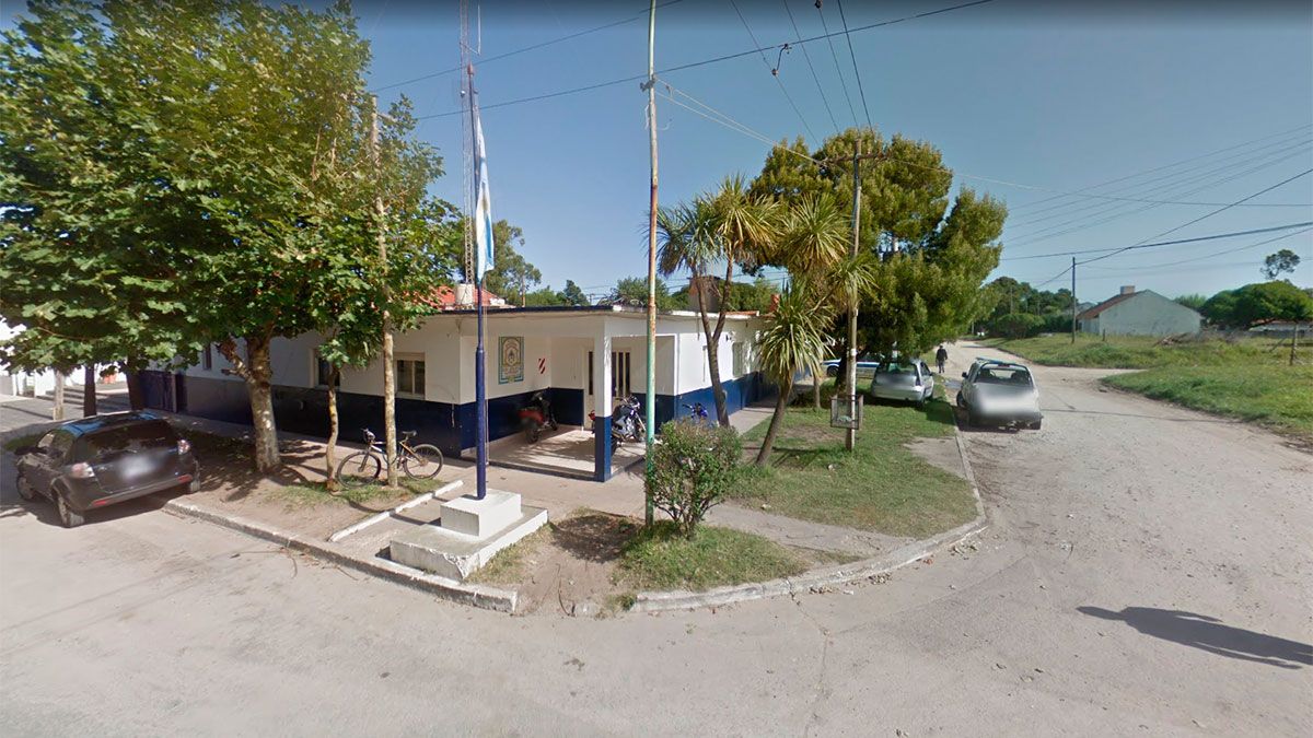 El menor de edad se acercó a la comisaría 13ª de Mar del Plata para pedir ayuda.