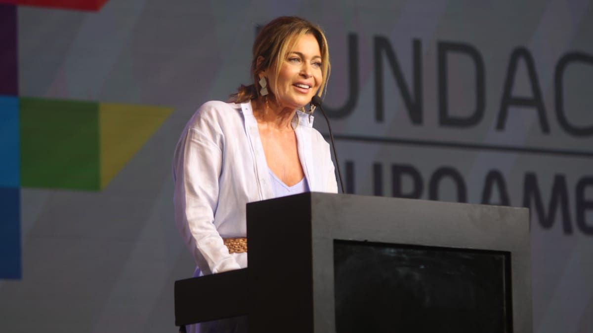 Karina Mazocco, se lució como conductora de la Vendimia Solidaria 2025. Karina Mazocco, se lució como conductora de la Vendimia Solidaria 2025.