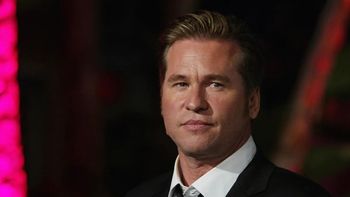 Prime Video recuerda a Val Kilmer con este clásico romántico de los años 90 que dura poco más de 2 horas