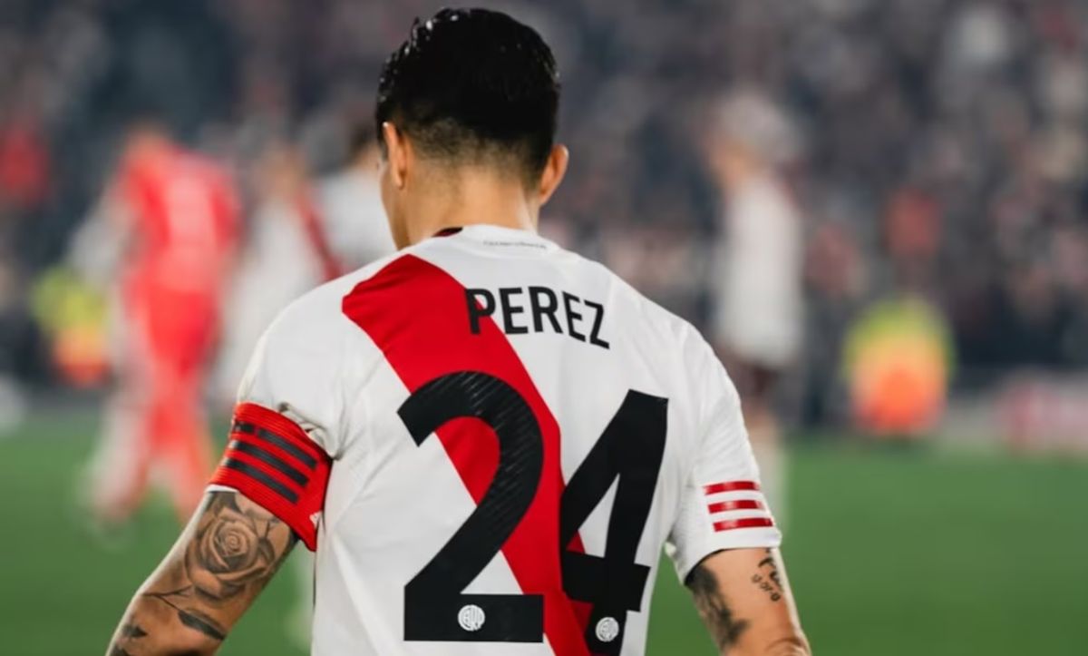 Enzo P&eacute;rez es uno de los h&eacute;roes de Madrid que no continuar&aacute; vistiendo la camiseta de River. Marcelo Gallardo le inform&oacute; que no ser&aacute; tenido en cuenta para el 2026.