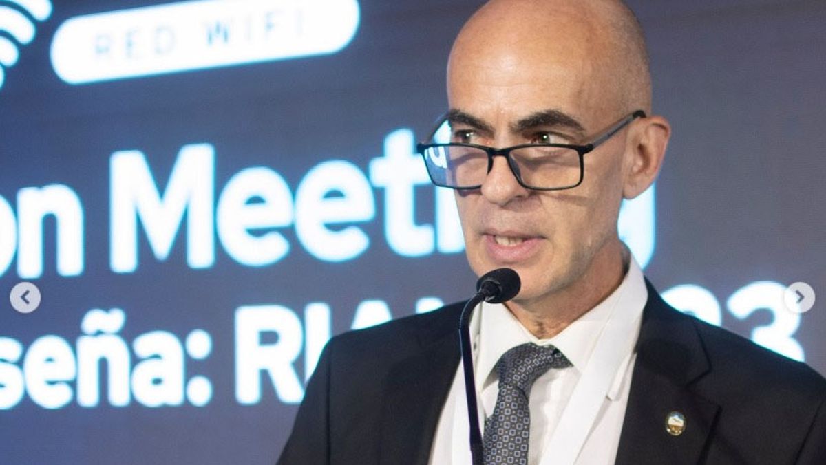 Fabián Cremaschi, reconocido neurocirujano de Mendoza, fue atacado por perros de raza pitbull en Potrerillos. Fabián Cremaschi, reconocido neurocirujano de Mendoza, fue atacado por perros de raza pitbull en Potrerillos.