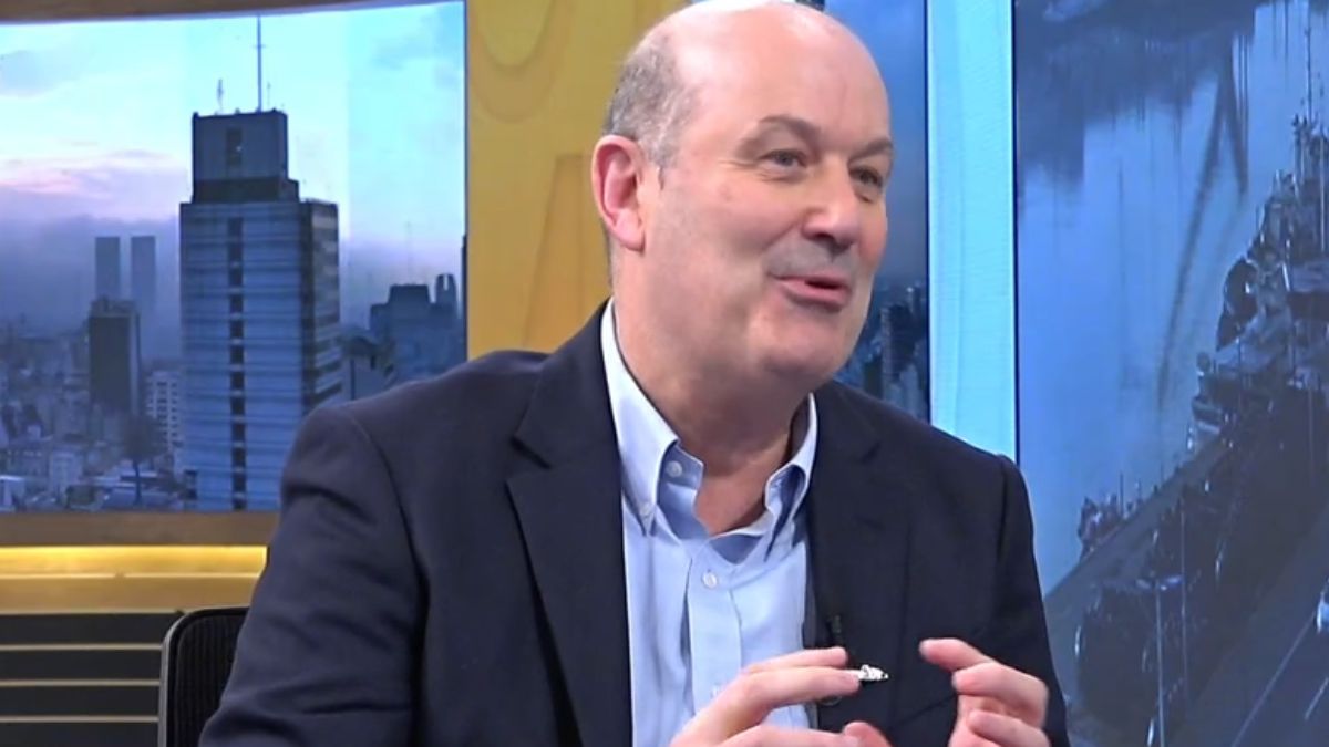 El ministro de Desregulación y de Transformación del Estado, Federico Sturzenegger, festejó las 101 modificaciones. El ministro de Desregulación y de Transformación del Estado, Federico Sturzenegger, festejó las 101 modificaciones.