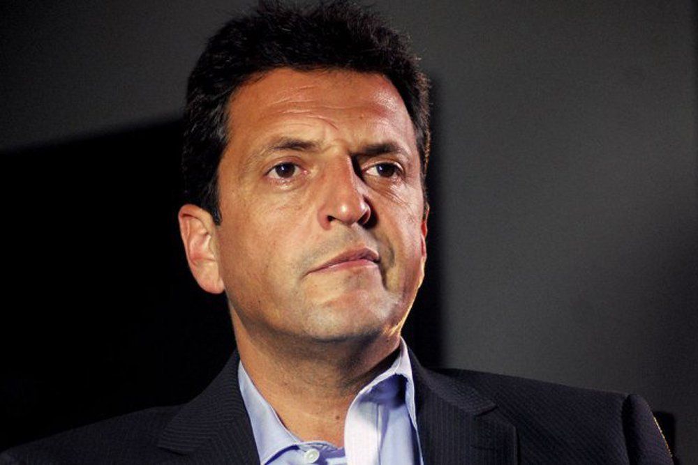 Massa presentó un proyecto para reducir impuesto a las pymes