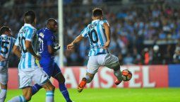 Racing va a Brasil con la intención de ganar su grupo