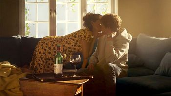 Netflix arrasa con la historia de un estudiante y una misteriosa profesora nueva