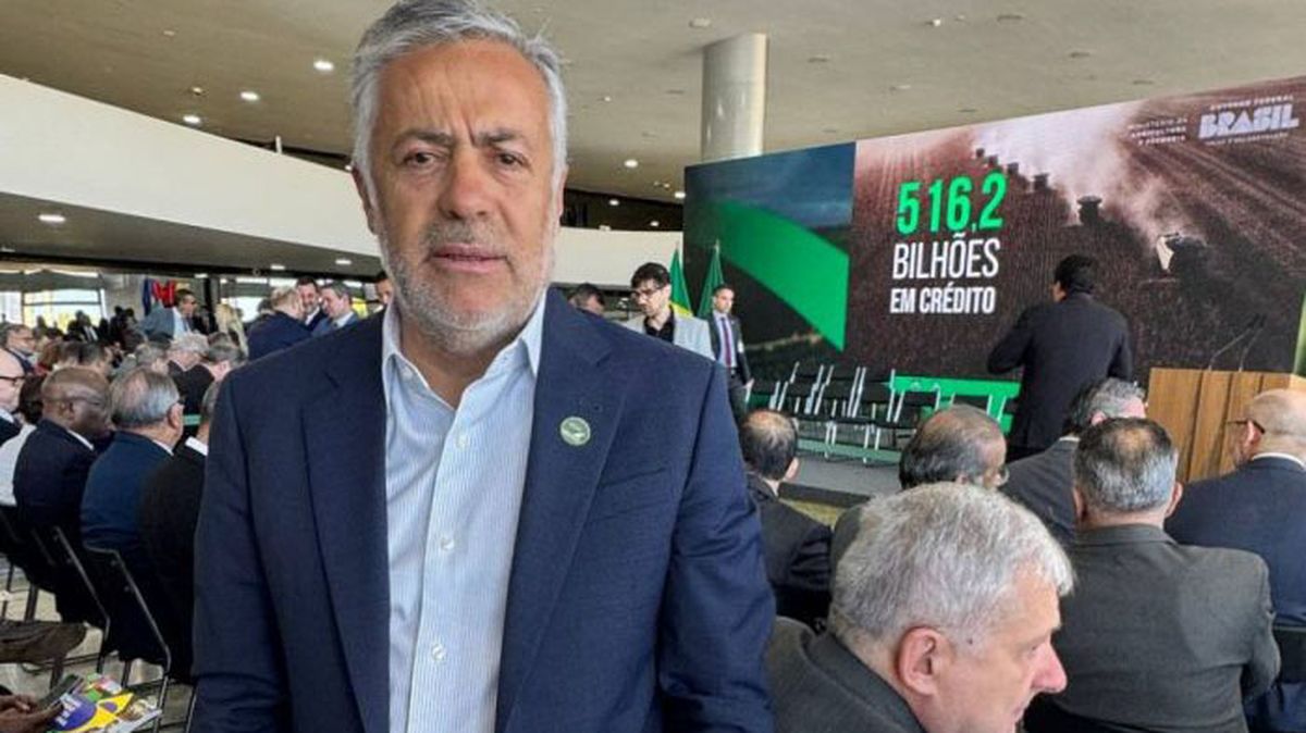 Alfredo Cornejo continuó este martes su gira por Brasil.