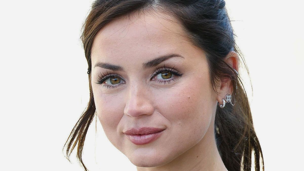 La actriz Ana de Armas arrasa en esta película de Netflix.