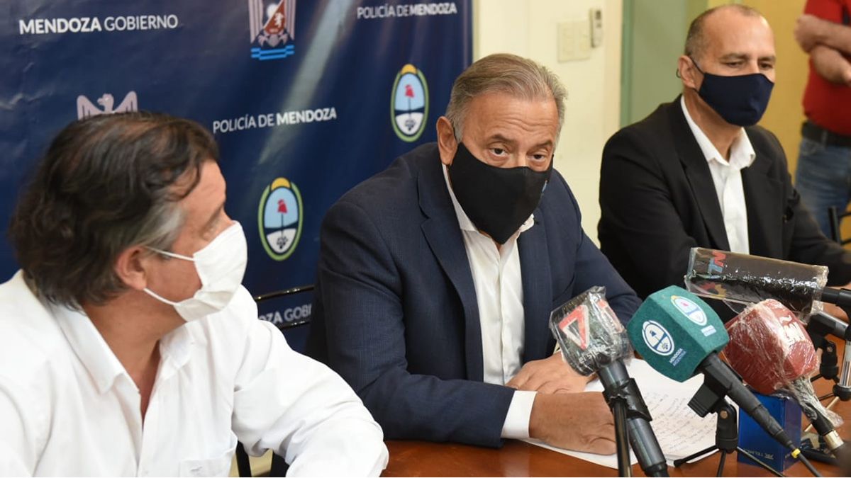 Según los cálculos del Gobierno, areglar el moviliario que fue dañado tras la marcha en la que se pidió justica por Florencia Romano, tendrá un costo millonario.