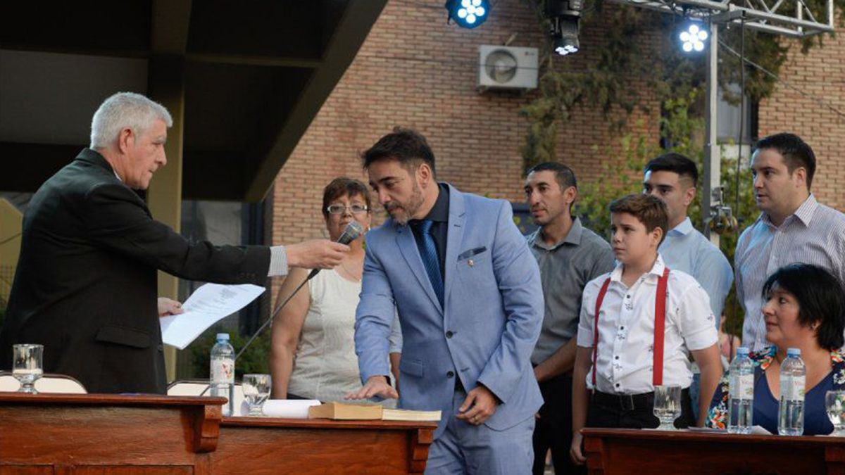 Fernando Ubieta afirma que esto de ser regalón es para él la consumación de un acto de gobierno, como cualquier otro.