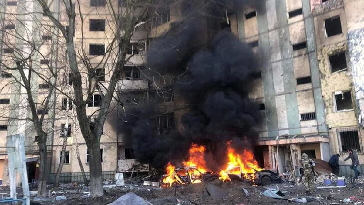 Bombardeo en un Centro Comercial de Kiev.