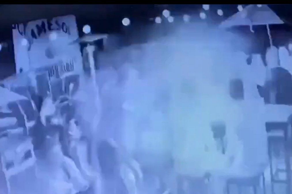 Dramático. Un video muestra cómo fue la explosión del bar.&nbsp;