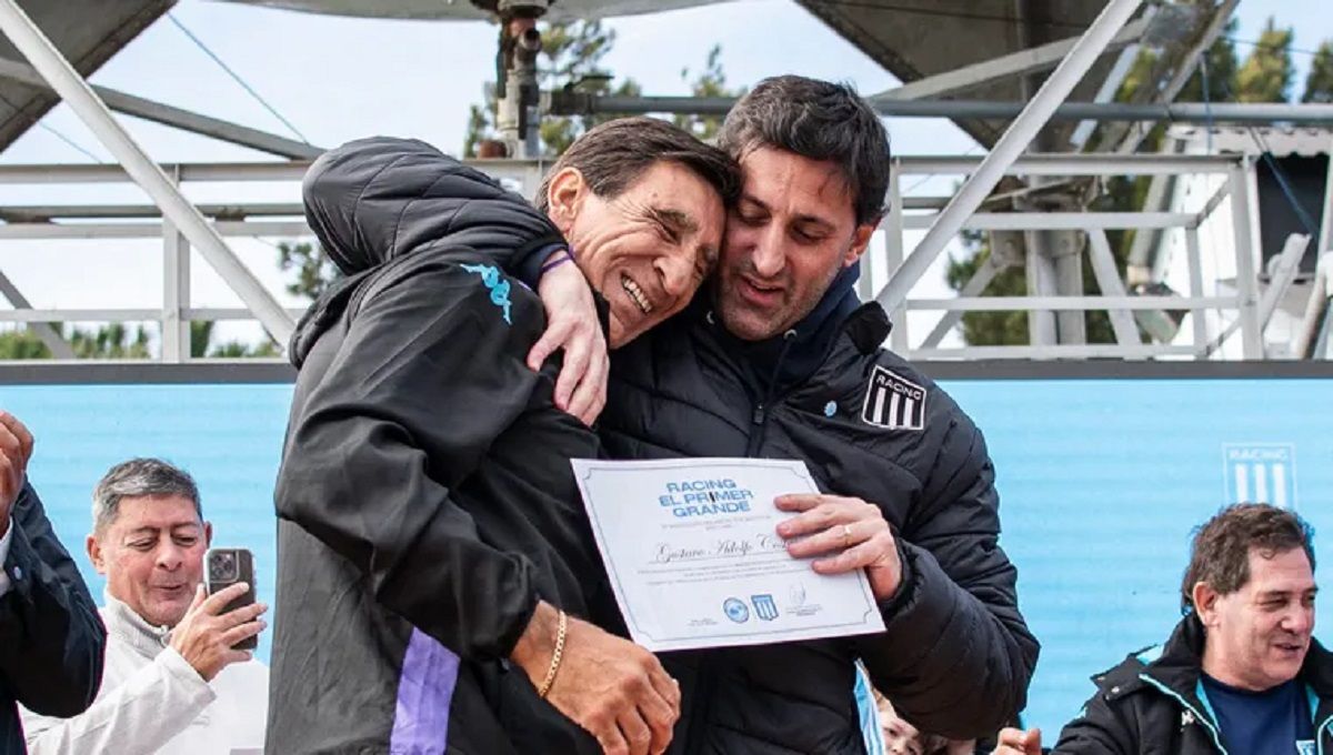 Gustavo Costas aceptó: hasta cuándo es el contrato que le ofreció Racing y qué falta para firmar