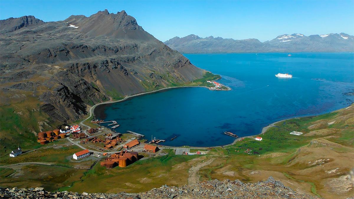 La medida anunciada este martes incluye la prohibición de ingreso a las Islas Sandwich del Sur sin permiso.