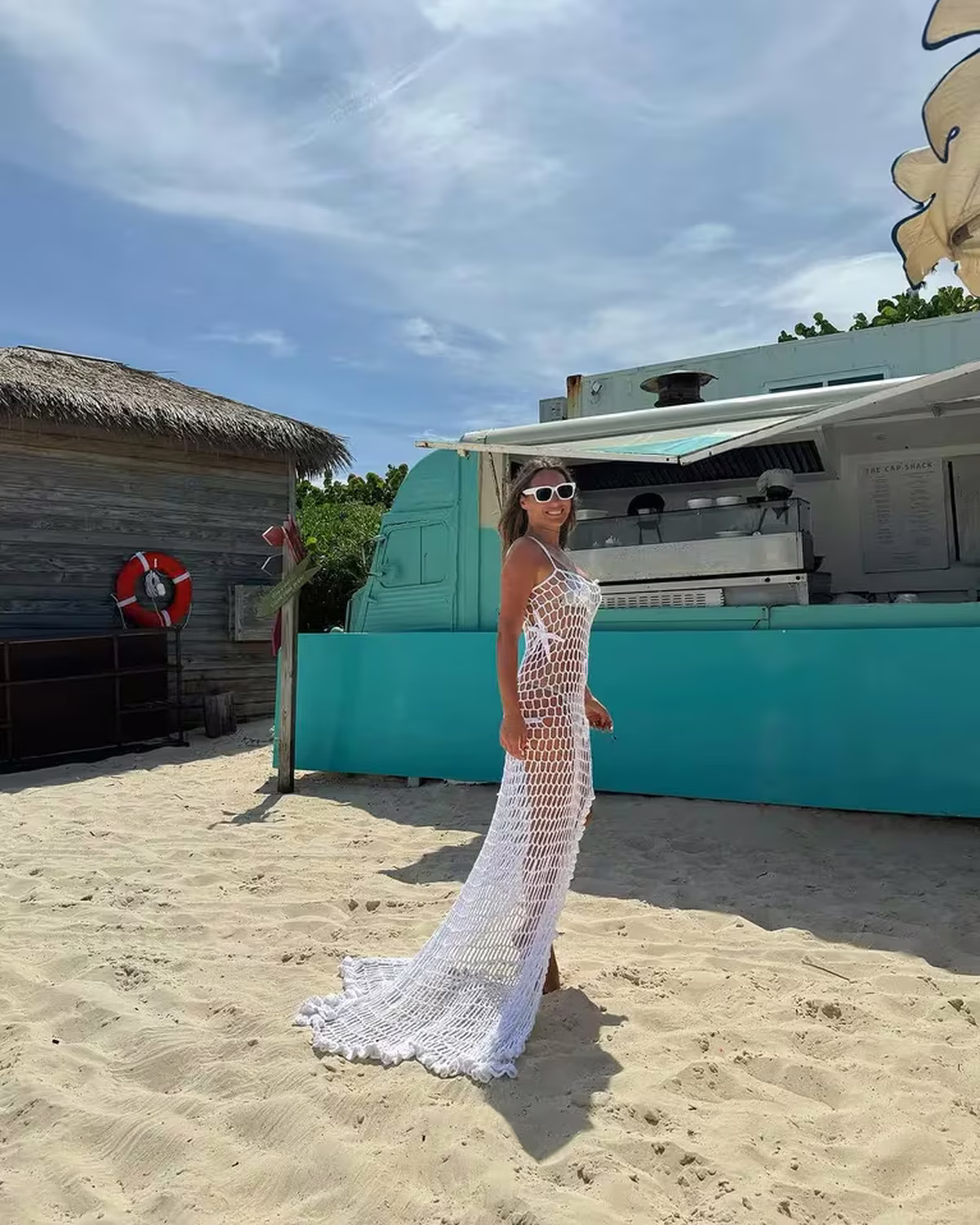 Desde el Caribe, Pampita paraliza las playas con sus transparencias de red y ultra colaless. Desde el Caribe, Pampita paraliza las playas con sus transparencias de red y ultra colaless.