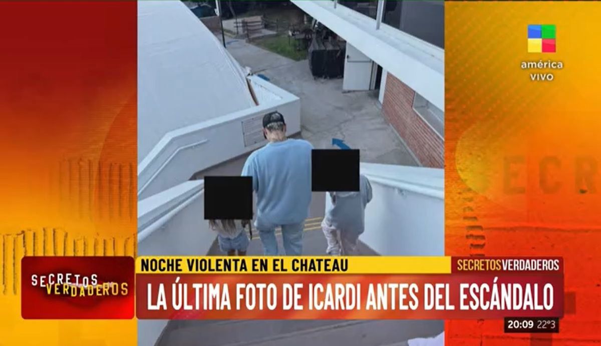 Aseguran que Nora Colosimo fue la primera en enfuerecer a Mauro Icardi antes de llegar al Chateau. Aseguran que Nora Colosimo fue la primera en enfuerecer a Mauro Icardi antes de llegar al Chateau.