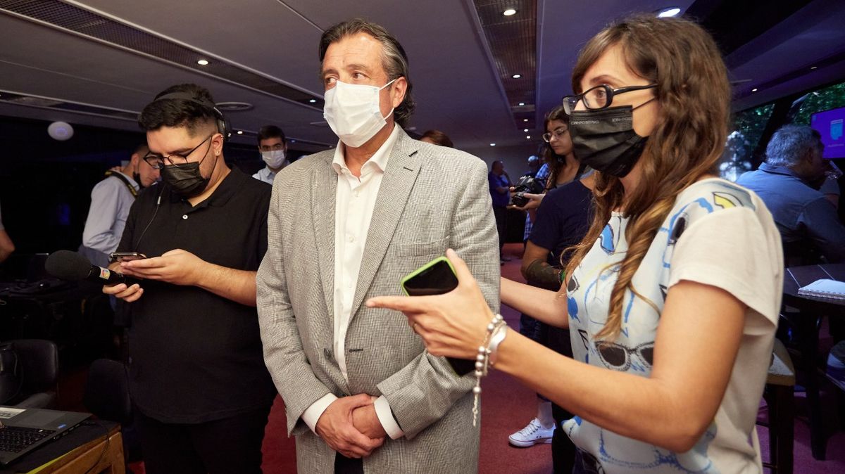 El ministro de Gobierno, Víctor Ibáñez.