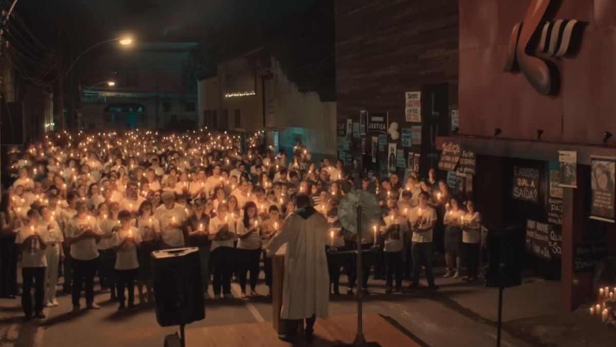 La miniserie de Netflix Todos los días la misma noche está basada en una historia real.