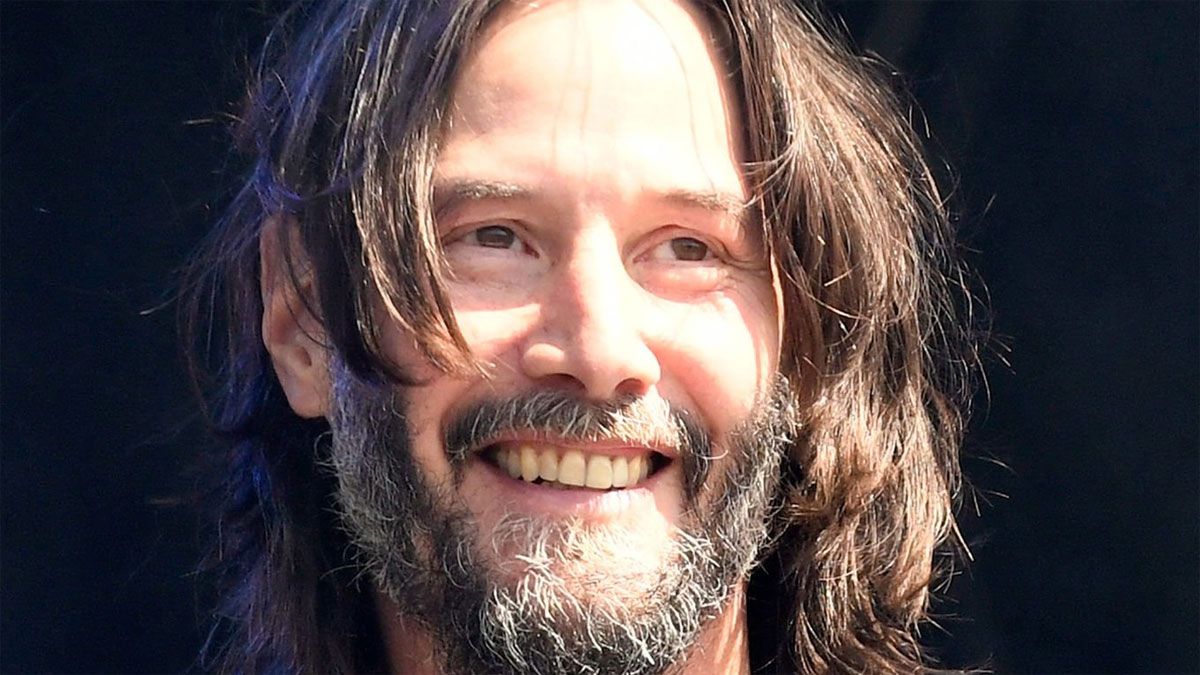 Keanu Reeves interpreta a Tom Ludlow en la película de Netflix.