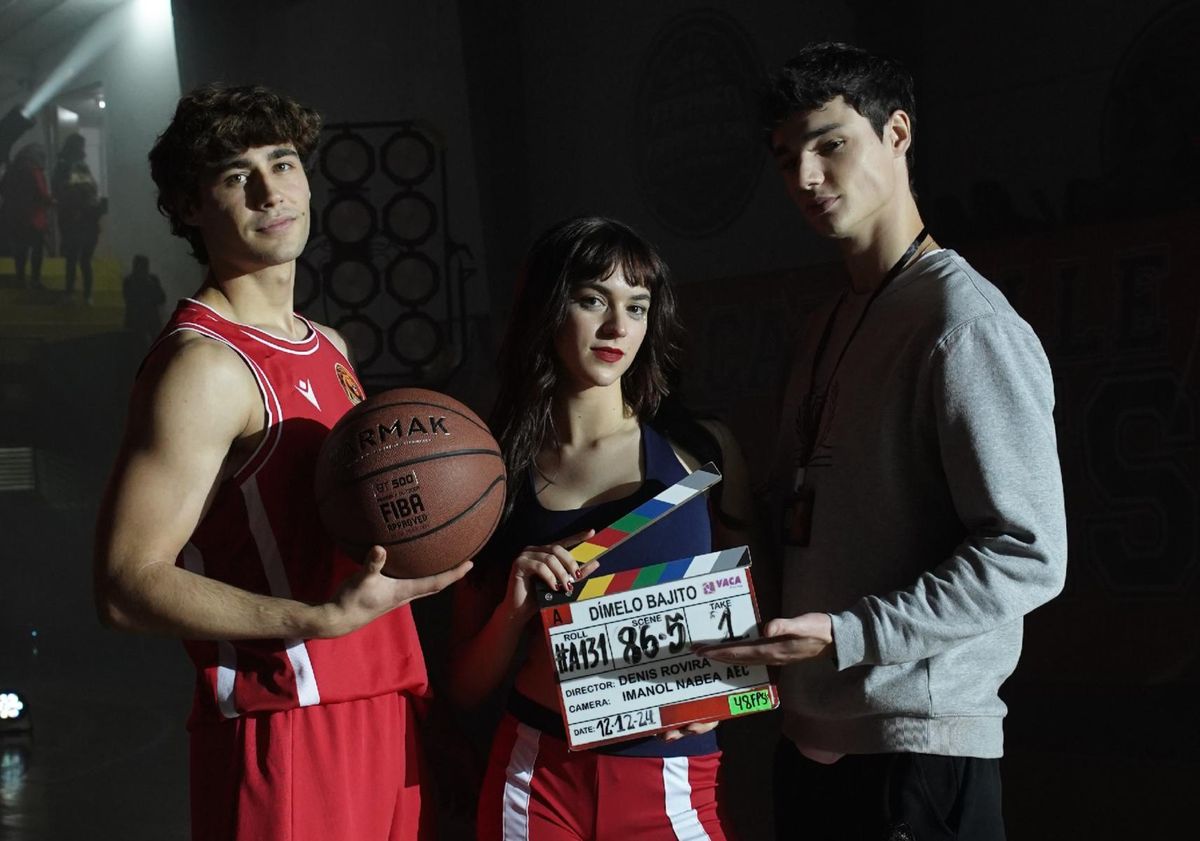 La película es protagonizada por Alicia Falcó, Fernando Lindez y Diego Vidales. La película es protagonizada por Alicia Falcó, Fernando Lindez y Diego Vidales.