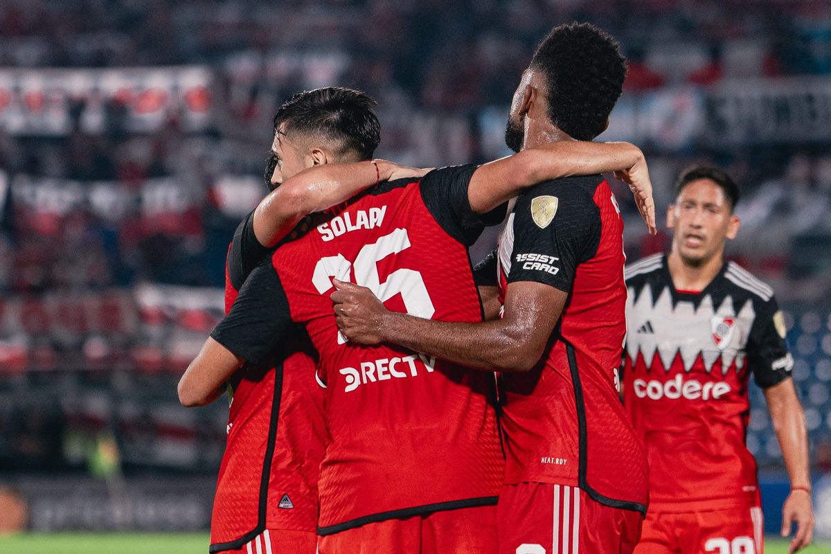 River se está metiendo en el Mundial de Clubes del año que viene. River se está metiendo en el Mundial de Clubes del año que viene.