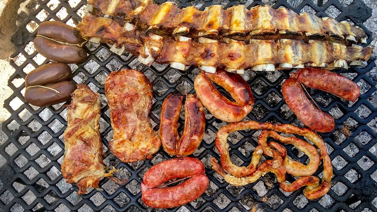 El asado tiene cortes de carne que son muy sabrosos y tiernos y no son de los más pedidos.