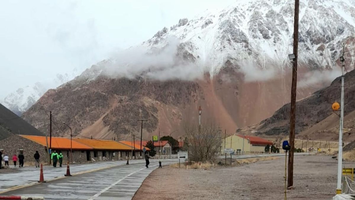 Las nevadas en la alta montaña podrían volver la semana que viene, según el pronóstico del tiempo. Las nevadas en la alta montaña podrían volver la semana que viene, según el pronóstico del tiempo.