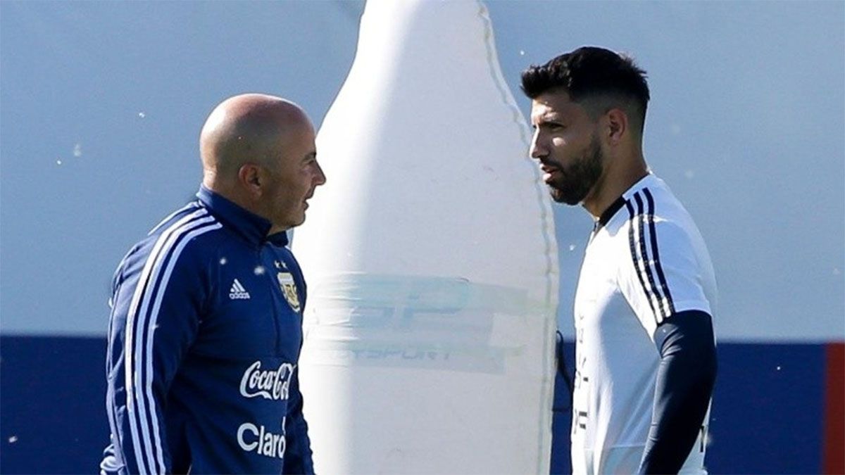 Sampaoli y el Kun Agüero. Sampaoli y el Kun Agüero.