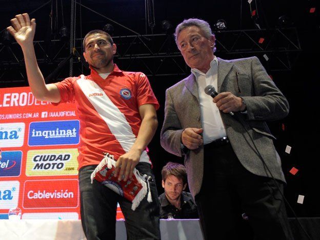 Juan Román Riquelme fue presentado en Argentinos Juniors