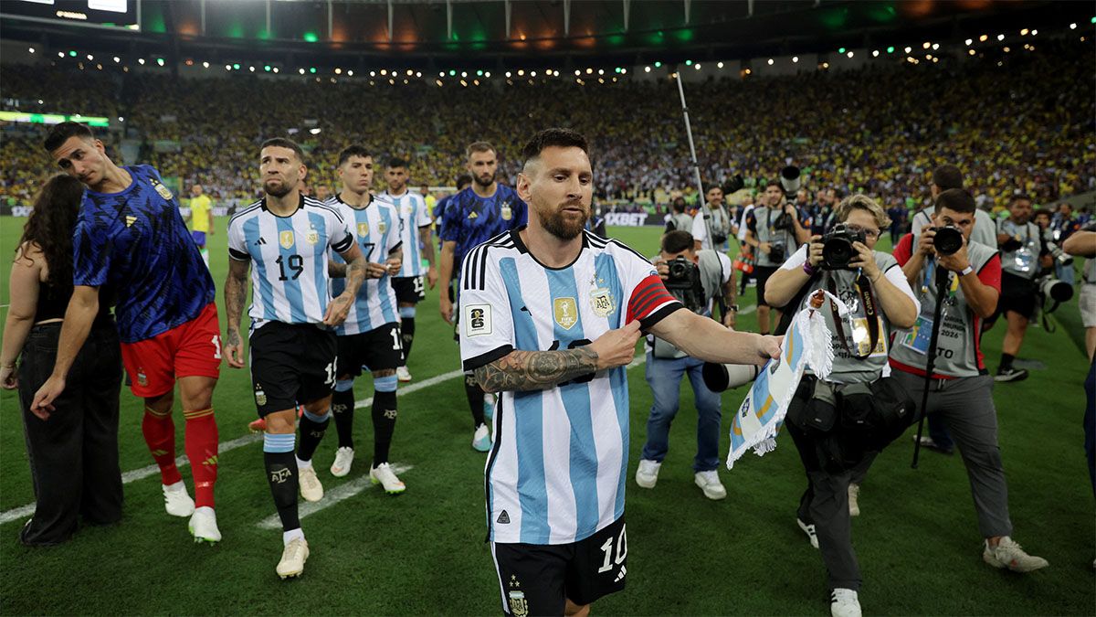 Selección argentina vs. Brasil: la policía agredió a los hinchas albicelestes