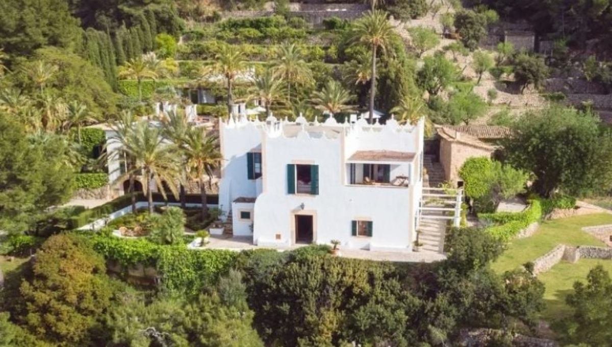Michael Douglas Eligió Mallorca Como Segundo Hogar Y Así Se Ve Su Mansión