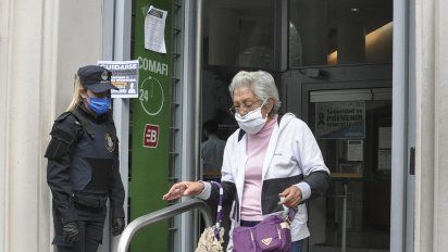 Las jubilaciones y pensiones aumentarán 8,07% en marzo, de acuerdo con el calendario que estableció oficialmente este viernes la ANSES para marzo, abril y mayo.