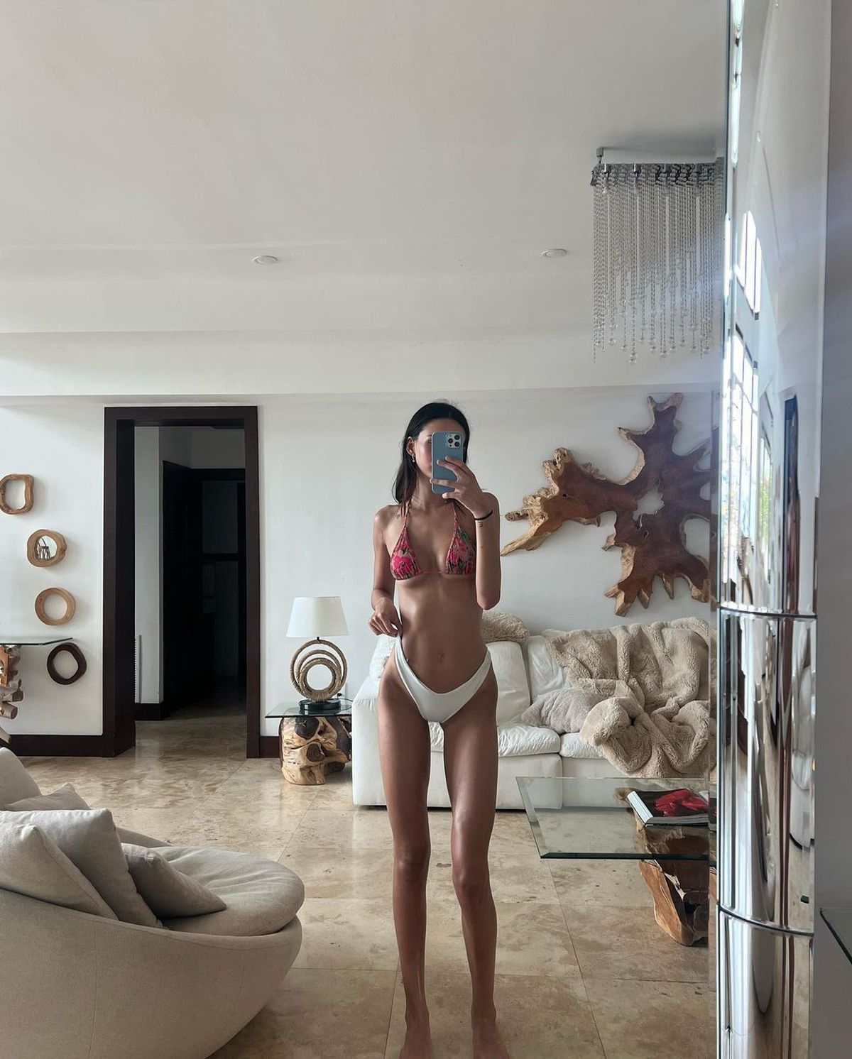 Ultra cavada y blanquita, Juanita Tinelli despide Miami con su colaless más salvaje. Ultra cavada y blanquita, Juanita Tinelli despide Miami con su colaless más salvaje.